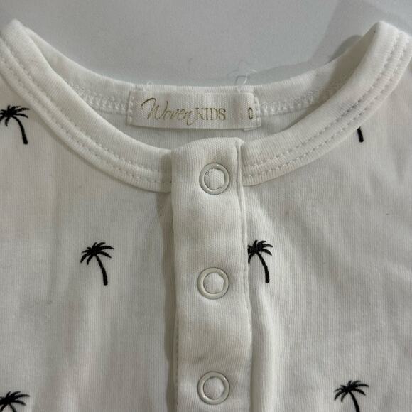 Woven Kids Palm Tree Bodysuit & Ribbed Shorts Outfit Set Size 3-6 Months Cotton - Picture 7 of 9